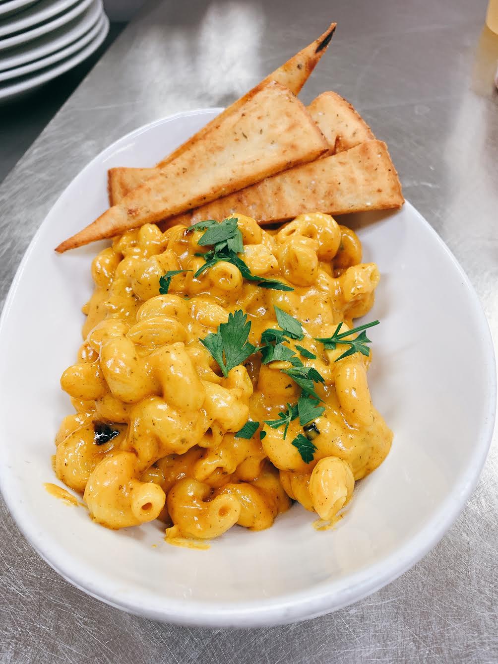 Butter Chicken Mac N Cheese